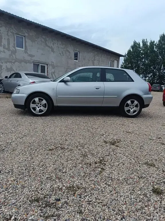 Gebraucht Audi A3 Ambition 125 PS (91 kW) 1997 Silber Kleinwagen