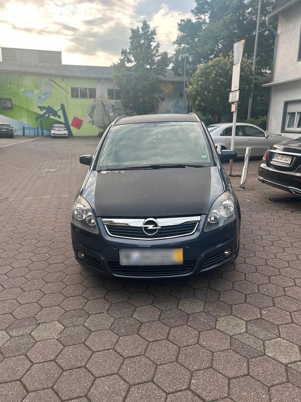 Gebraucht Opel Zafira 120 PS (88 kW) 2007 Braun Van / Kleinbus