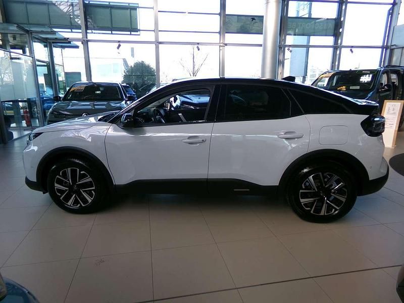 Neu Citroën C4 136 PS (100 kW) 2025 Okenit weiß SUV