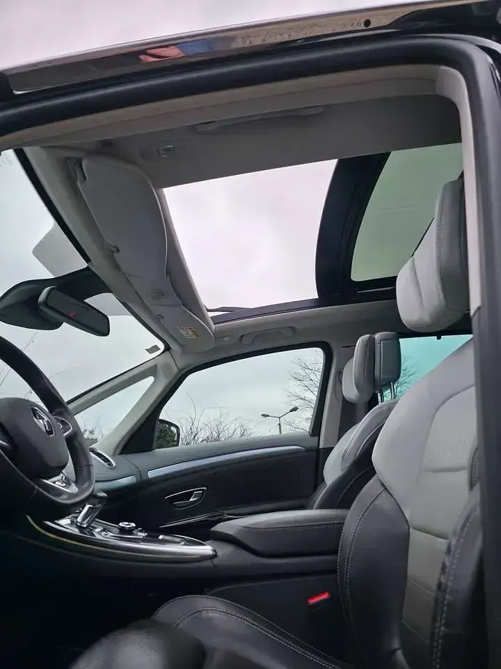 Gebraucht Renault Espace Initiale Paris 224 PS (164 kW) 2018 Schwarz Van / Kleinbus