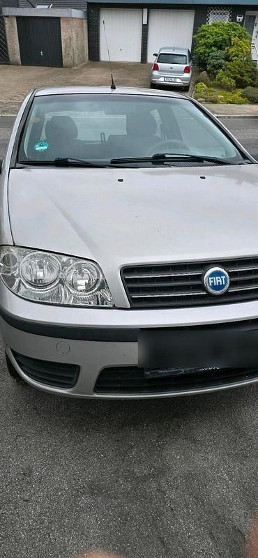 Silber Gebraucht 2006 Fiat Punto Kleinwagen | 750 € - Bild 1/4