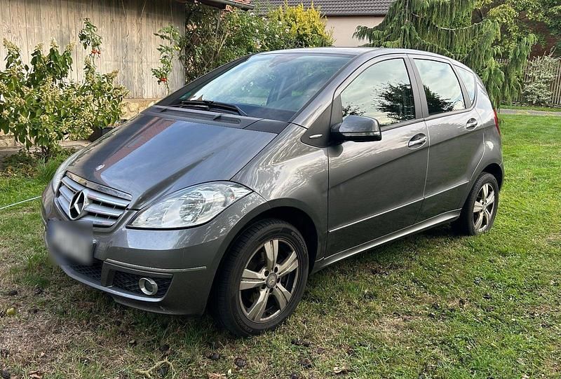 Grau Gebraucht 2008 Mercedes A170 Avantgarde Kleinwagen | 3.000 € (Fairer Preis) - Bild 1/4