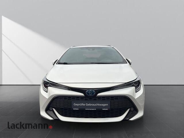 Gebraucht Toyota Corolla Team 122 PS (89 kW) 2020 Weiss Kombi