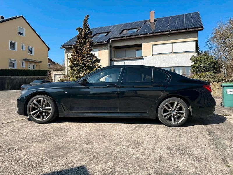 Gebraucht BMW 730 265 PS (194 kW) 2017 Schwarz Limousine