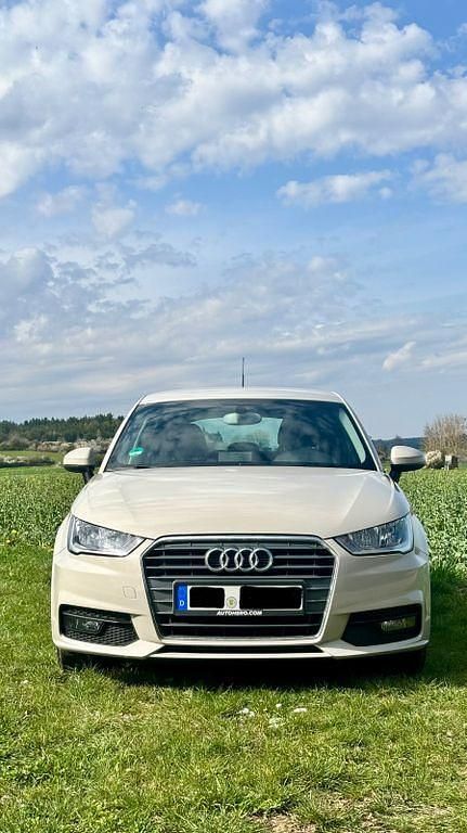 Gebraucht Audi A1 Sport 95 PS (69 kW) 2018 Beige Kleinwagen