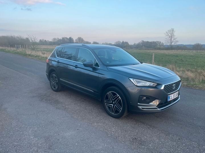 Grau Gebraucht 2019 Seat Tarraco XCELLENCE SUV | 16.799 € (Superpreis) - Bild 1/4