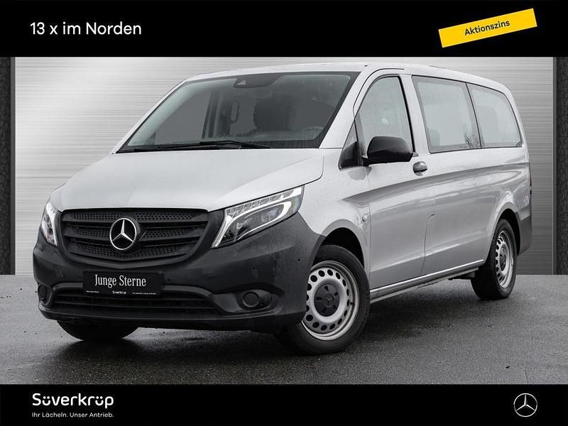 Brillantsilber Gebraucht 2019 Mercedes Vito Van / Kleinbus | 41.500 € (Teuer) - Bild 1/4