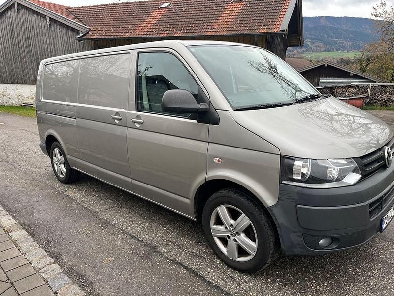 Gebraucht VW T5 140 PS (102 kW) 2011 Grau Van