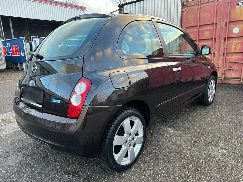 Gebraucht Nissan Micra 64 PS (47 kW) 2010 Schwarz Kleinwagen