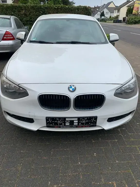 Gebraucht BMW 114 102 PS (75 kW) 2012 Schwarz Kleinwagen