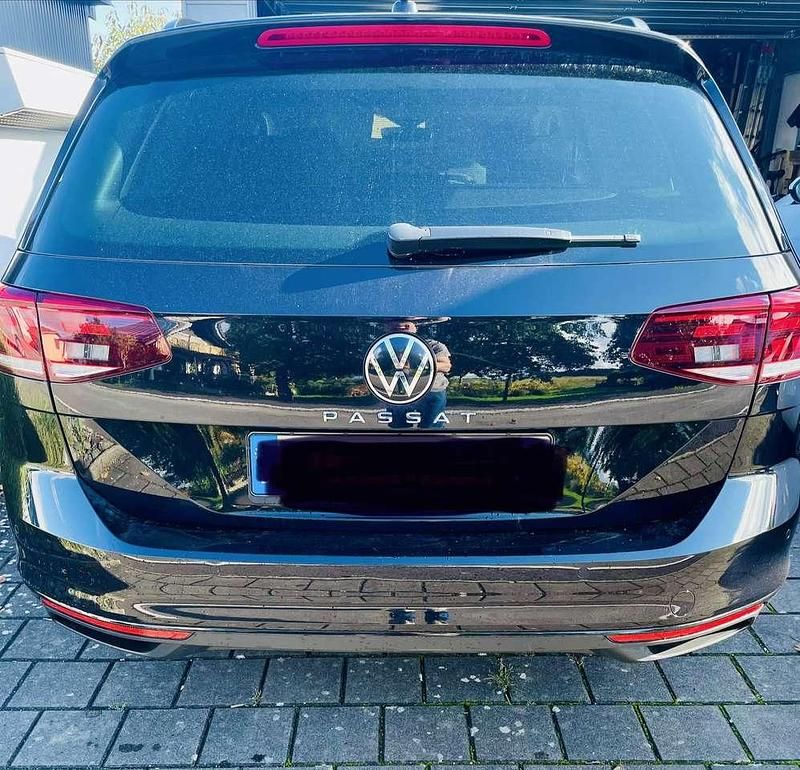 Gebraucht VW Passat Conceptline 150 PS (110 kW) 2020 Kombi