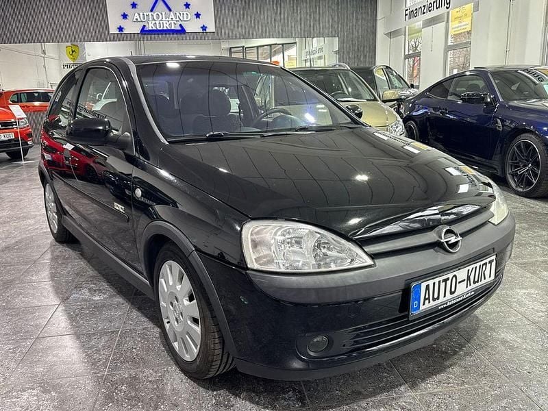 Schwarz Gebraucht 2002 Opel Corsa Elegance Limousine | 790 € (Superpreis) - Bild 1/4