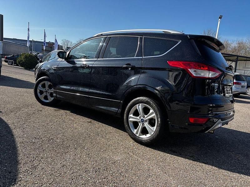 Gebraucht Ford Kuga Individual 150 PS (110 kW) 2014 Schwarz SUV