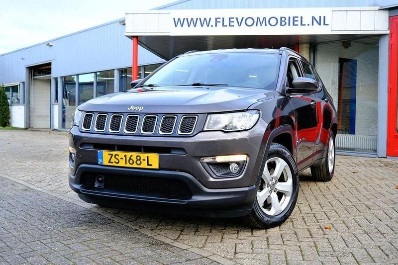 Grau Gebraucht 2019 Jeep Compass Longitude SUV | 13.250 € (Guter Preis) - Bild 1/4