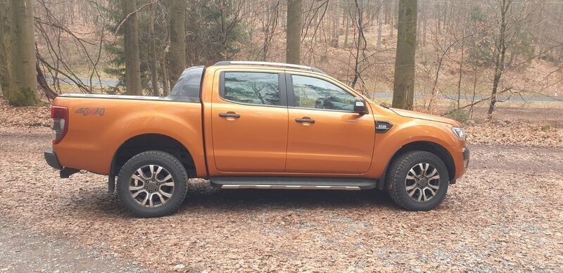 Orange Gebraucht 2016 Ford Ranger Wildtrack Abholung | 17.990 € - Bild 1/4