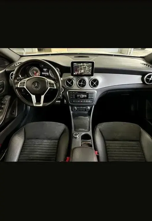 Gebraucht Mercedes CLA250 AMG line 211 PS (155 kW) 2014 Weiß Coupé