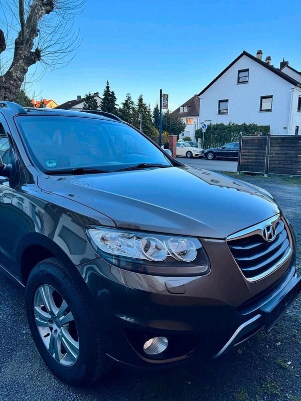 Andere farben Gebraucht 2012 Hyundai Santa Fe SUV | 9.100 € (Etwas zu teuer) - Bild 1/4