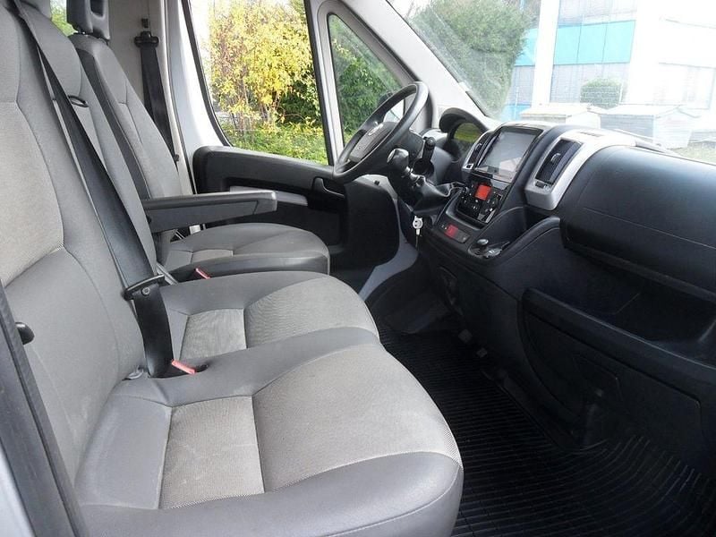 Gebraucht Fiat Ducato 160 PS (117 kW) 2021 Silber Van