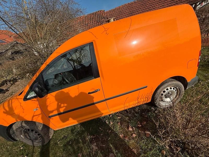 Gebraucht VW Caddy 140 PS (102 kW) 2015 Orange Van / Kleinbus