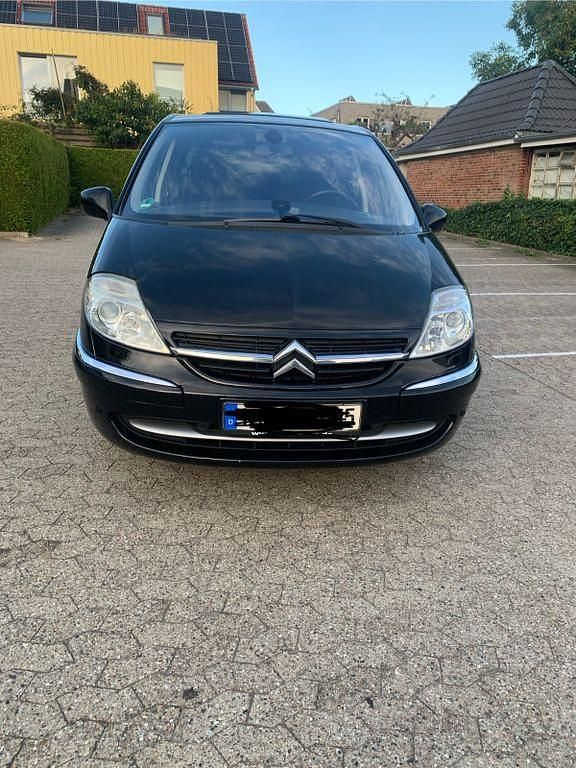 Schwarz Gebraucht 2011 Citroën C8 Exclusive Van / Kleinbus | 4.200 € (Superpreis) - Bild 1/4