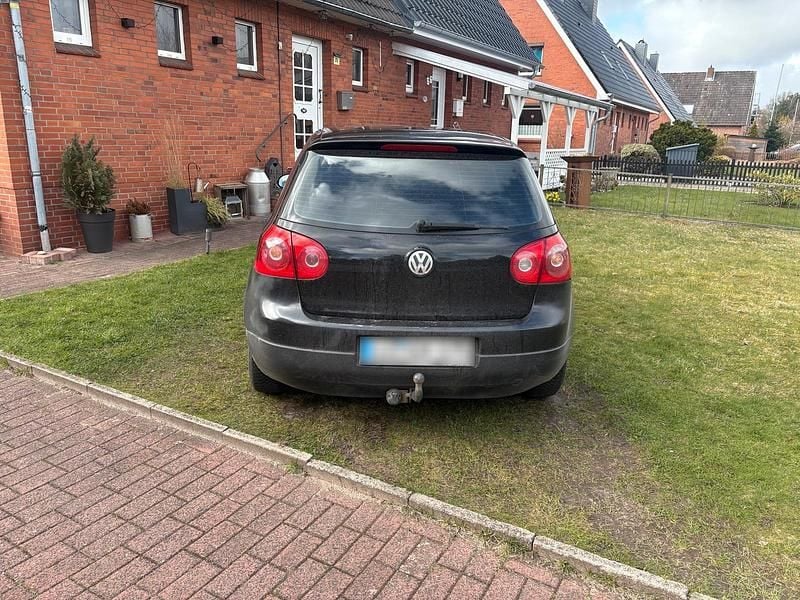 Gebraucht VW Golf IV 75 PS (55 kW) 2004 Schwarz Limousine