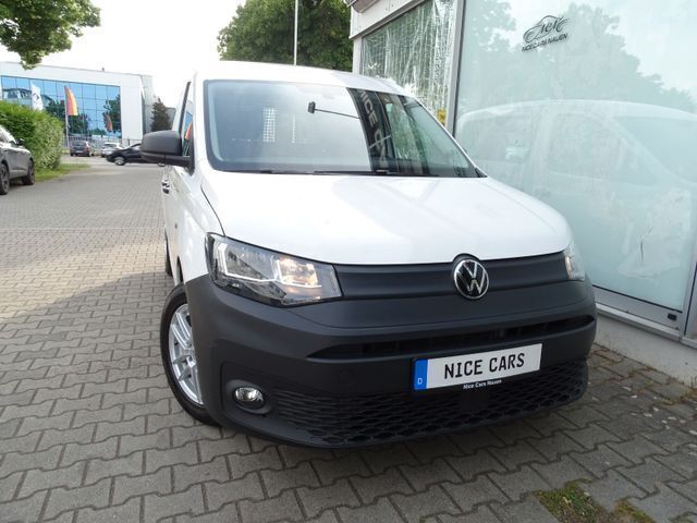 Gebraucht VW Caddy Basis 122 PS (89 kW) 2022 Candyweiß Van / Kleinbus