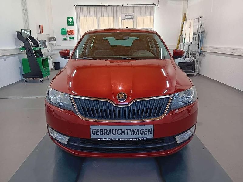 Gebraucht Skoda Rapid Joy 110 PS (80 kW) 2016 Rot Kleinwagen