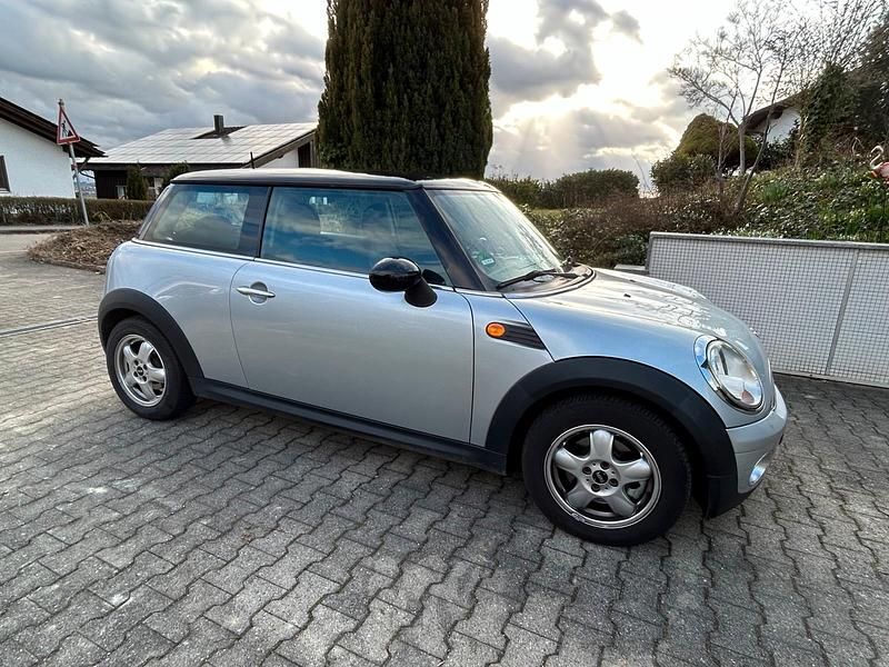 Usado Mini Cooper 120 HP (88 kW) 2007 Prateado Citadino