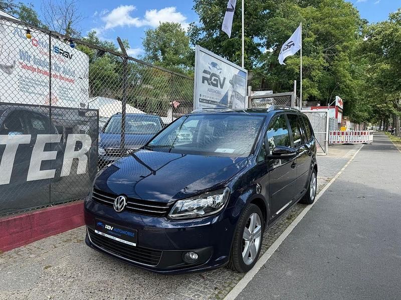 Blau Gebraucht 2012 VW Touran Style Van / Kleinbus | 13.280 € (Teuer) - Bild 1/4