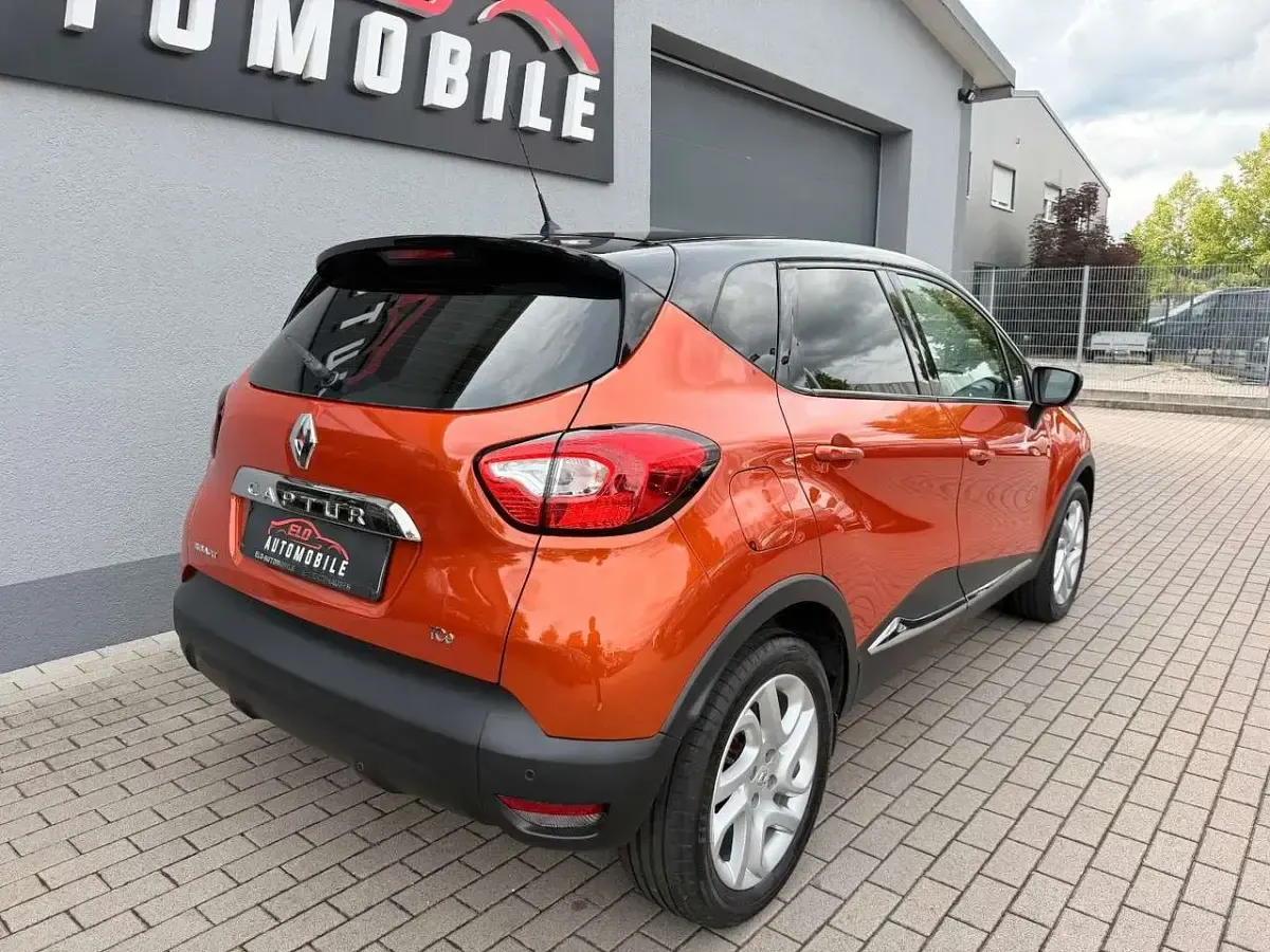 Gebraucht Renault Captur Luxe 120 PS (88 kW) 2015 Orange SUV