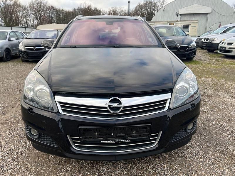 Gebraucht Opel Astra Cosmo 140 PS (102 kW) 2008 Schwarz Kombi