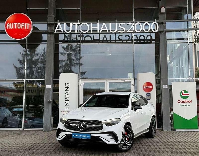 Opalithweiss Gebraucht 2023 Mercedes 200 Advanced Plus Coupé | 55.350 € (Fairer Preis) - Bild 1/4