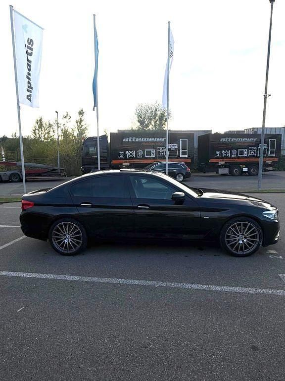 Gebraucht BMW 530 Shadowline 265 PS (194 kW) 2017 Schwarz Limousine