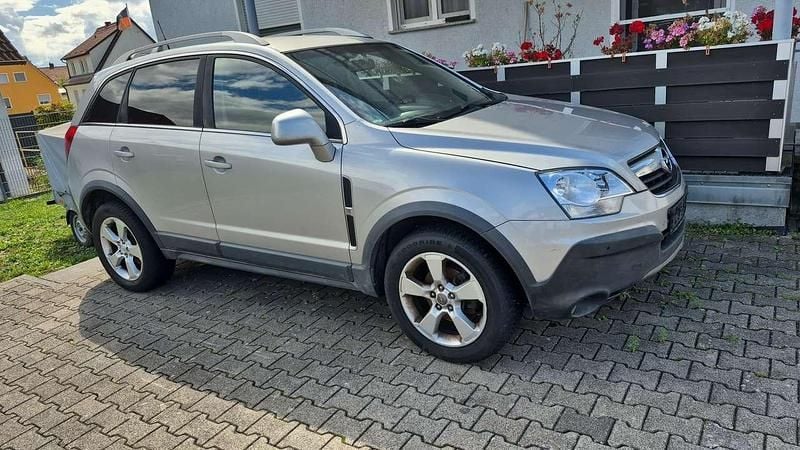 Silber Gebraucht 2006 Opel Antara SUV | 2.000 € (Guter Preis) - Bild 1/3