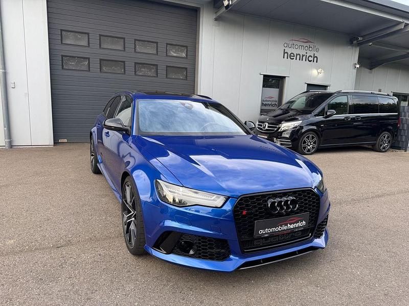 Blau Gebraucht 2018 Audi RS6 Performance Kombi | 58.950 € (Superpreis) - Bild 1/4
