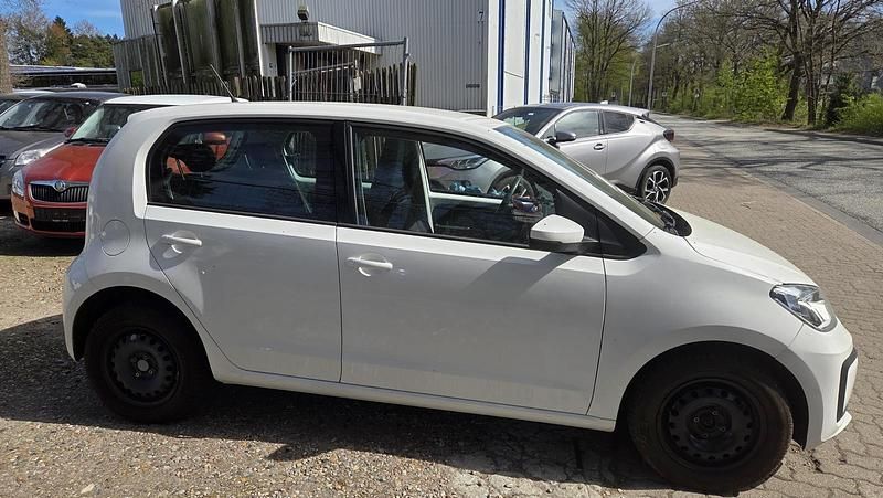 Gebraucht VW up! 82 PS (60 kW) 2019 Weiß Kleinwagen
