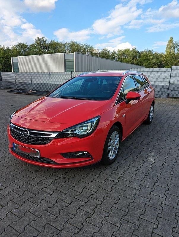 Gebraucht Opel Astra Dynamic 136 PS (100 kW) 2017 Rot Kombi