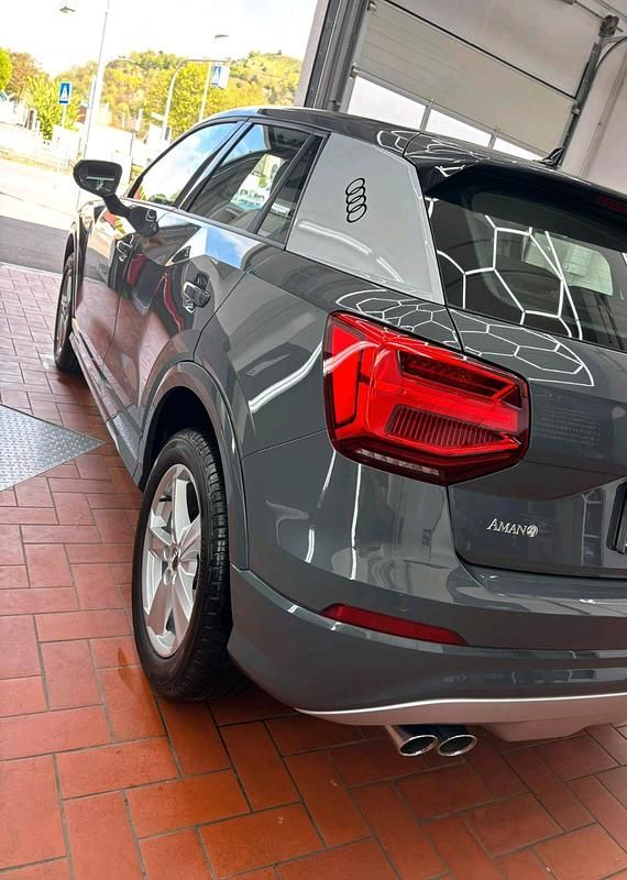 Gebraucht Audi Q2 190 PS (139 kW) 2020 Grau SUV