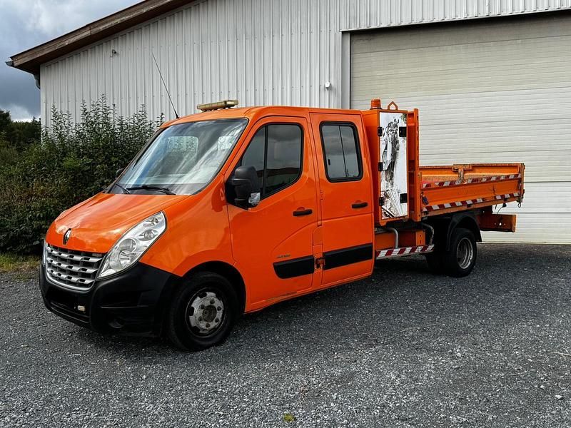 Orange Gebraucht 2011 Renault Master Van | 9.900 € (Etwas zu teuer) - Bild 1/4
