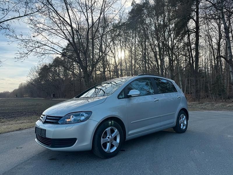 Gebraucht VW Golf VI 80 PS (58 kW) 2010 Silber Kleinwagen