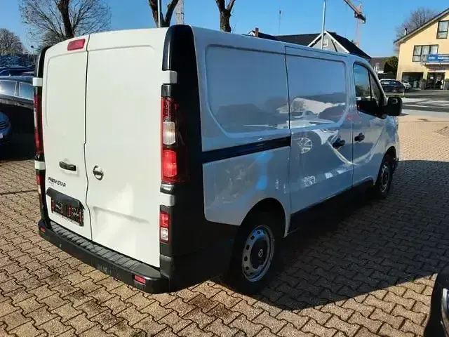 Gebraucht Nissan Primastar Acenta 110 PS (80 kW) 2023 Weiß Van / Kleinbus