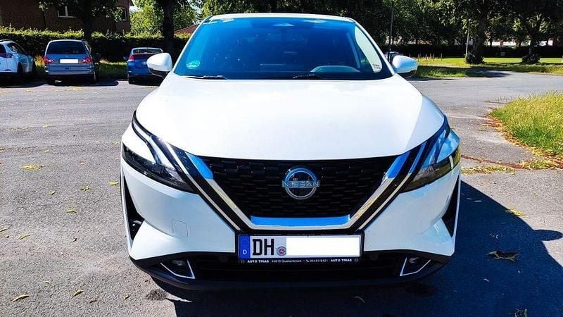 Weiß Gebraucht 2023 Nissan Qashqai N-Connecta SUV | 26.500 € (Fairer Preis) - Bild 1/4