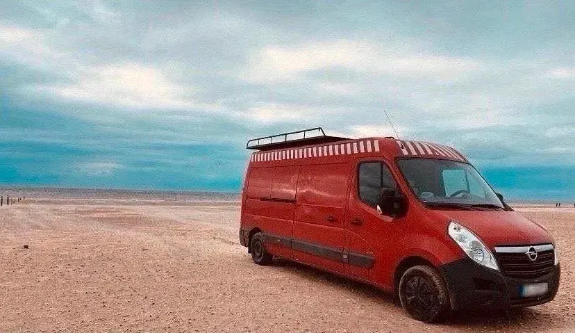 Gebraucht Opel Movano 125 PS (91 kW) 2010 Rot Van / Kleinbus