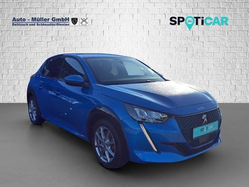 Gebraucht Peugeot 208 Allure 100 kW (136 PS) 2021 Blau Kleinwagen