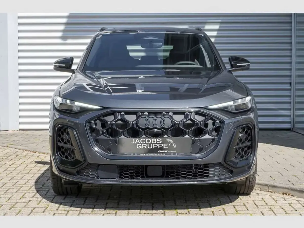 Nowe Audi Q5 Edition .1 204 KM (150 kW) 2026 Szary SUV