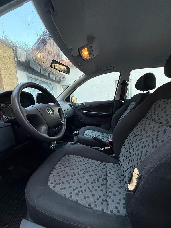 Gebraucht Skoda Fabia 75 PS (55 kW) 2006 Blau Kleinwagen