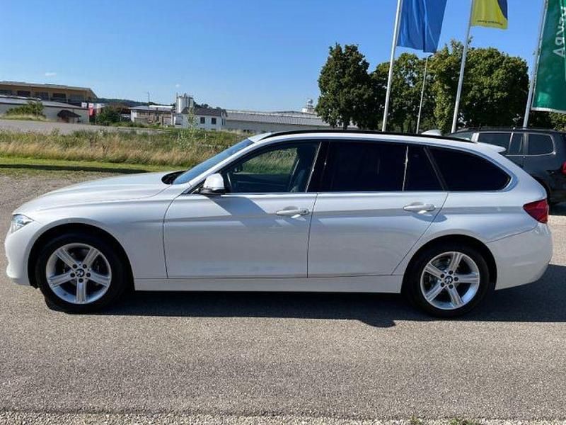 Gebraucht BMW 320 Luxury Line 190 PS (139 kW) 2019 Mineralweiss Kombi