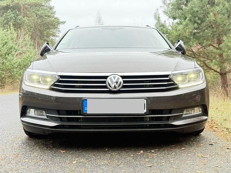 Gebraucht VW Passat 179 PS (131 kW) 2016 Braun Kombi