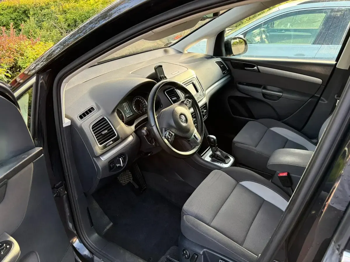 Occasion VW Sharan Highline 140 ch (102 kW) 2014 Noir Monospace