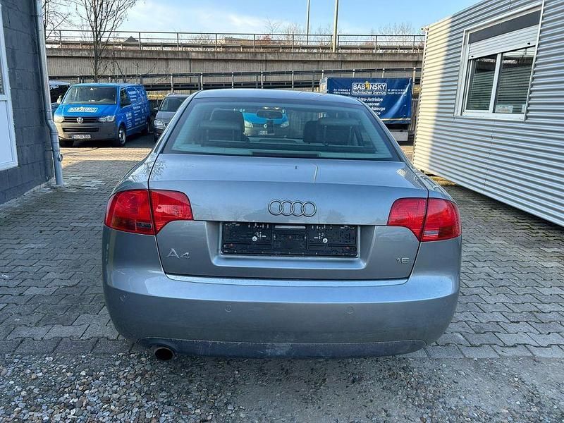 Gebraucht Audi A4 102 PS (75 kW) 2005 Grau Limousine